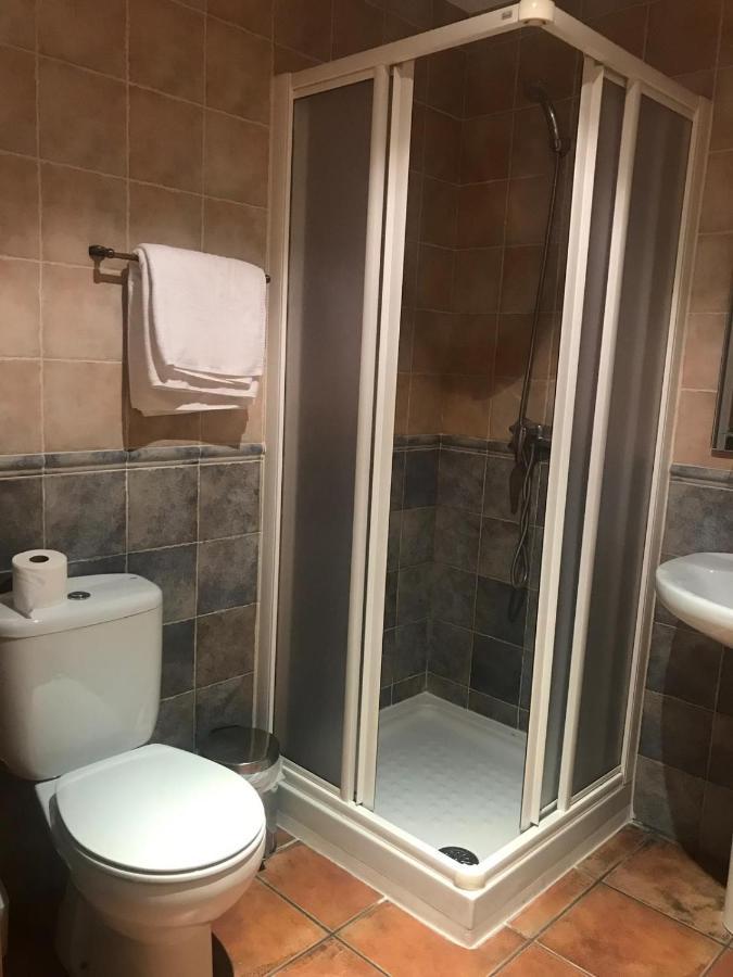 Hostal Villa De Navarrete Extérieur photo