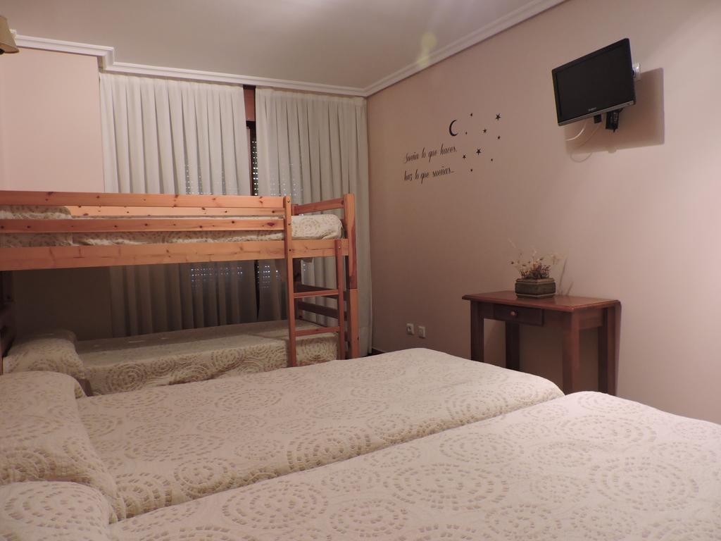 Hostal Villa De Navarrete Extérieur photo